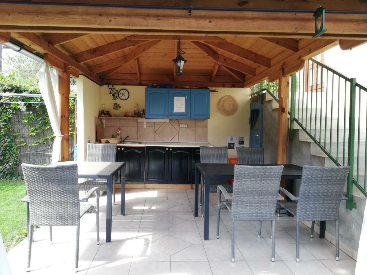 Gyoengyszem Vendeghaz Hotell Eger Exteriör bild